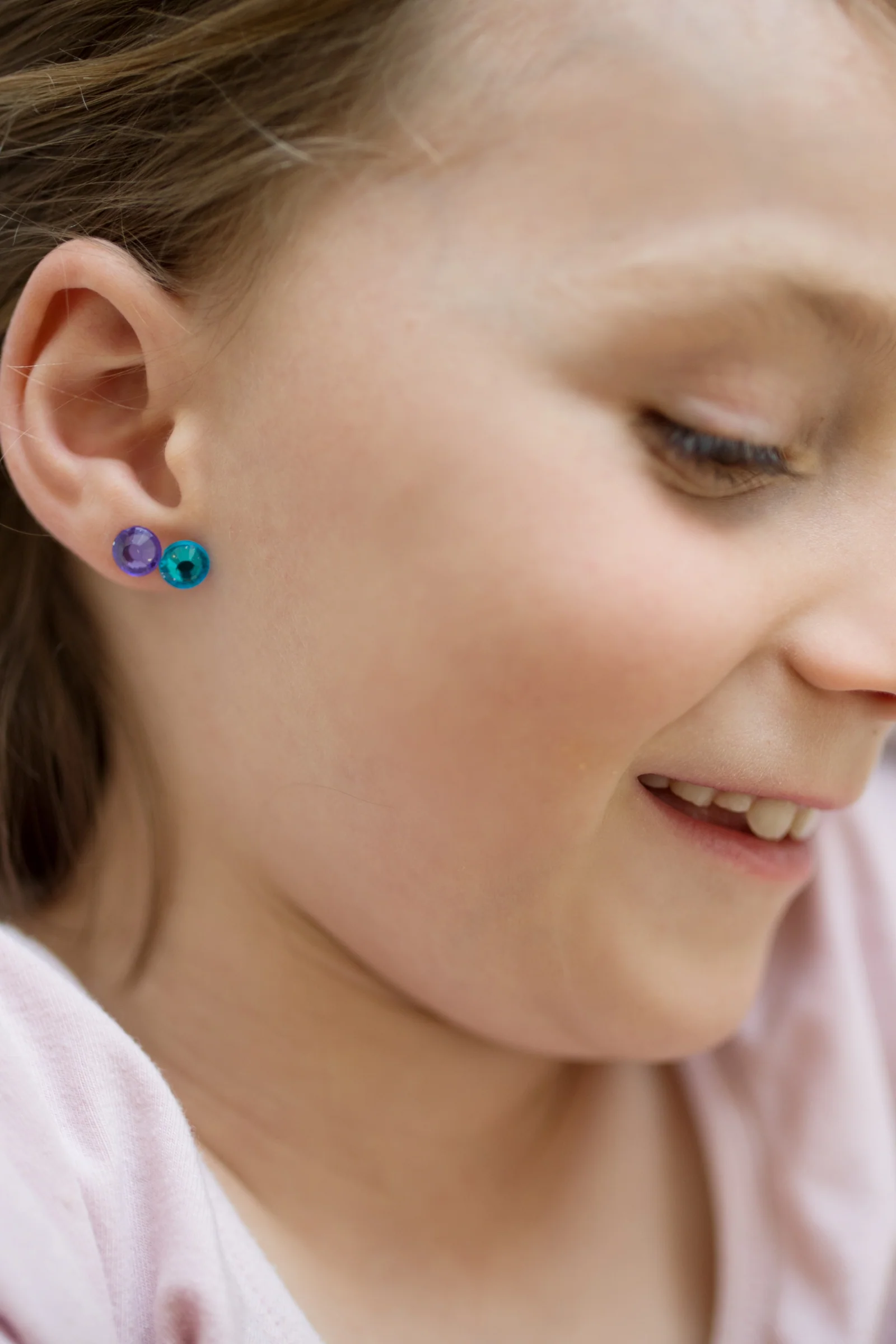 6 Packs of Rainbow Love Sticker Earrings - Image 4