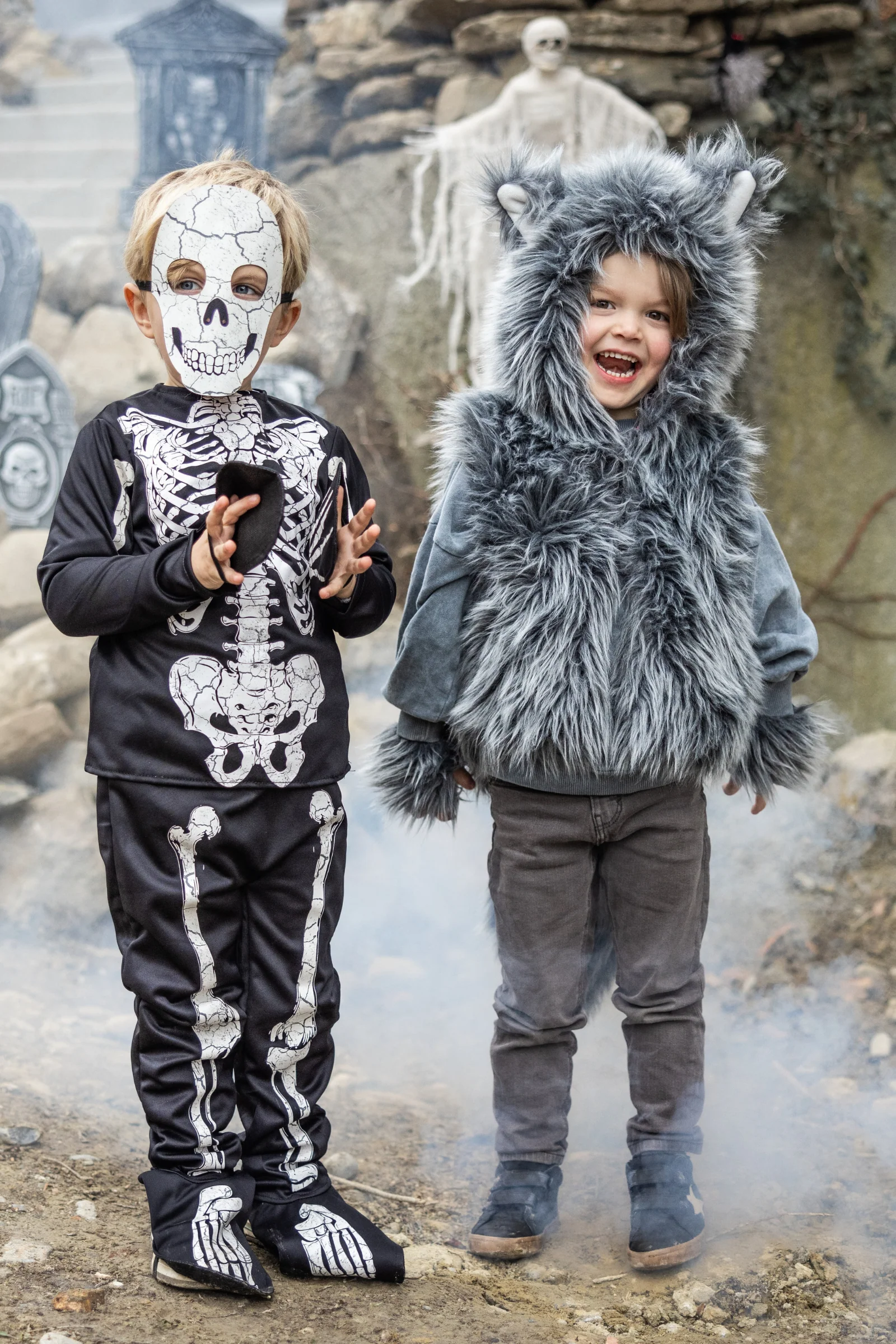 Big Bad Wolf Vest with Gloves - Image 5
