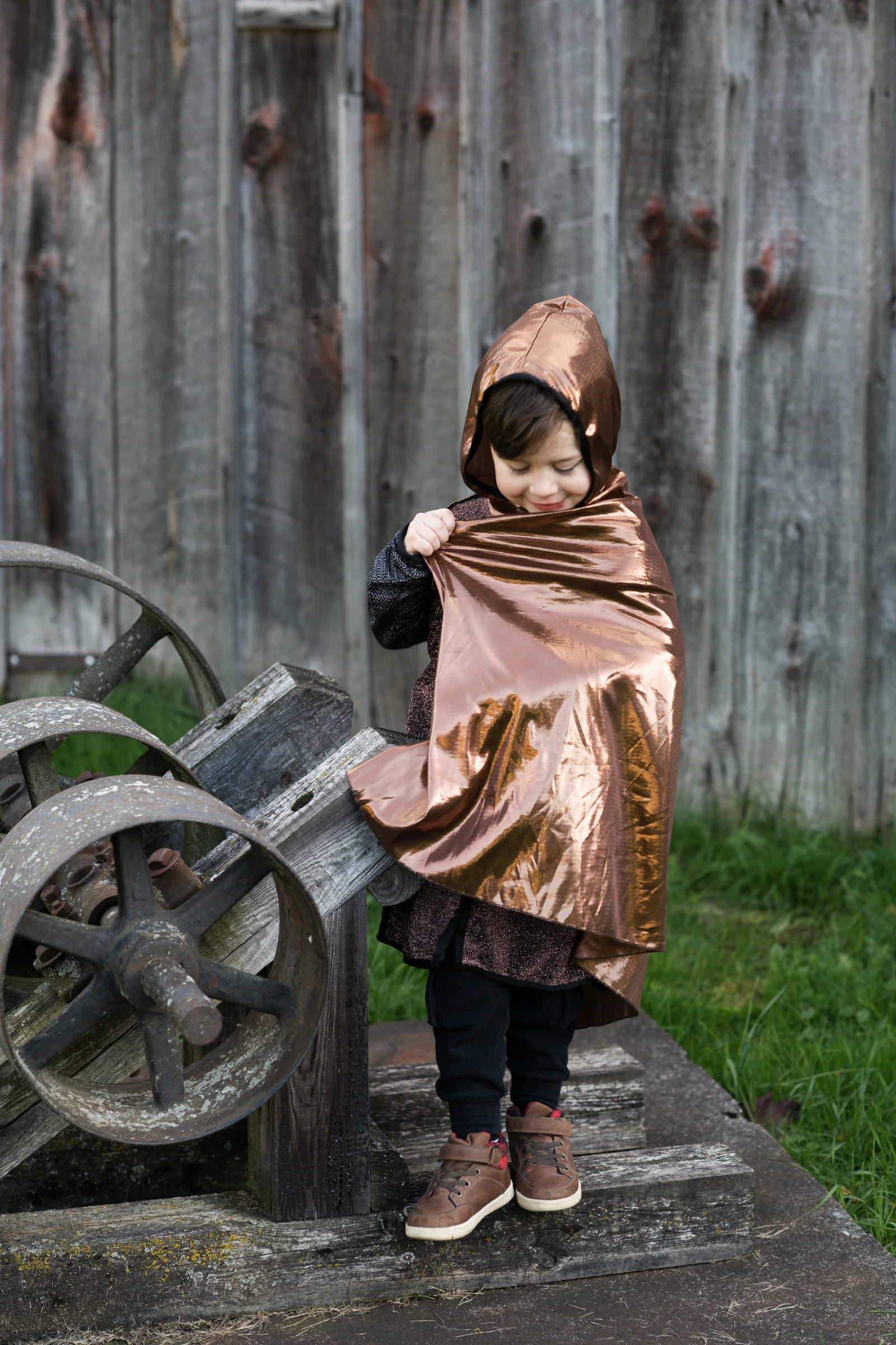 Brilliant Copper Knight Tunic with Cape - Image 5