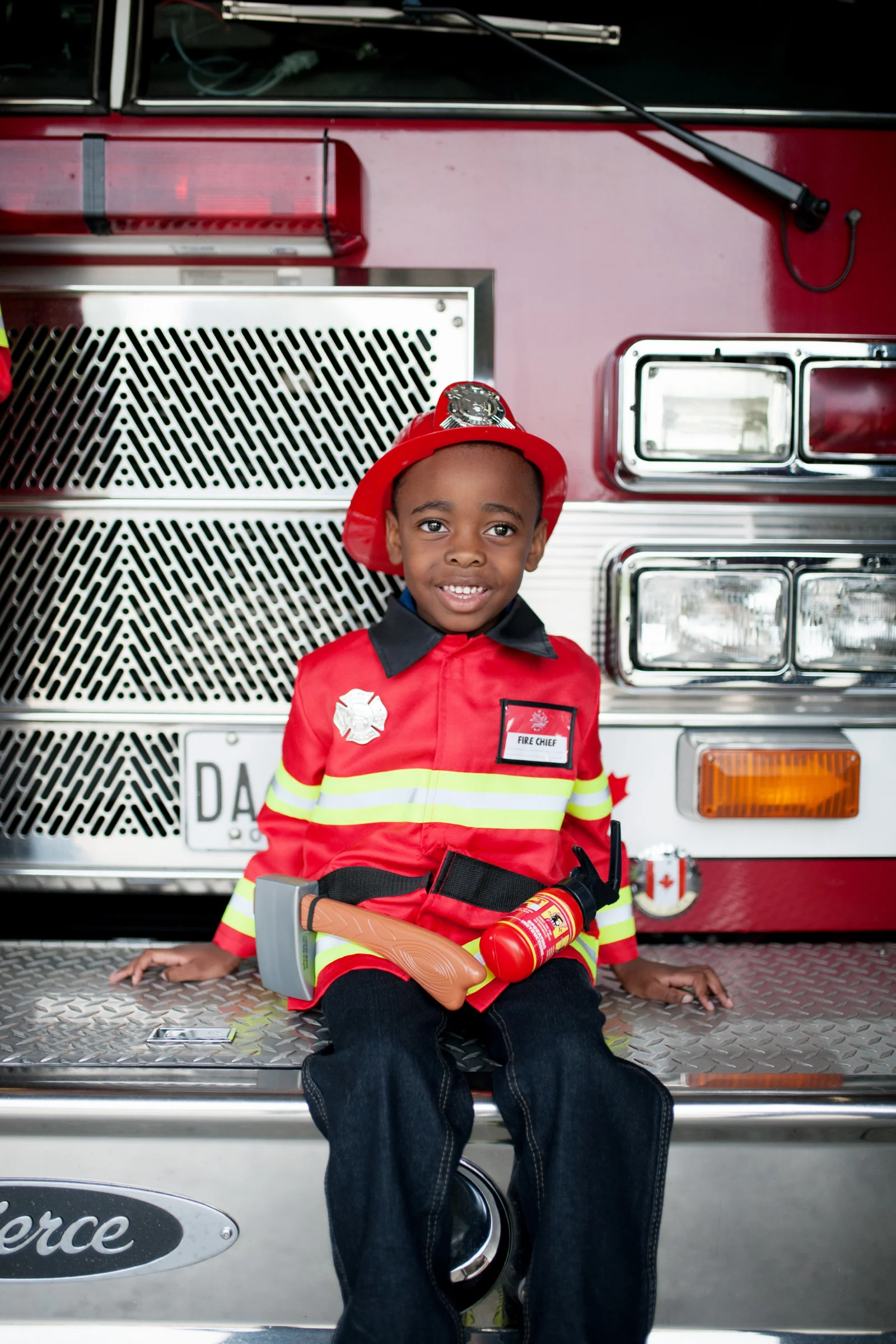 Firefighter Set with Accessories - Image 4