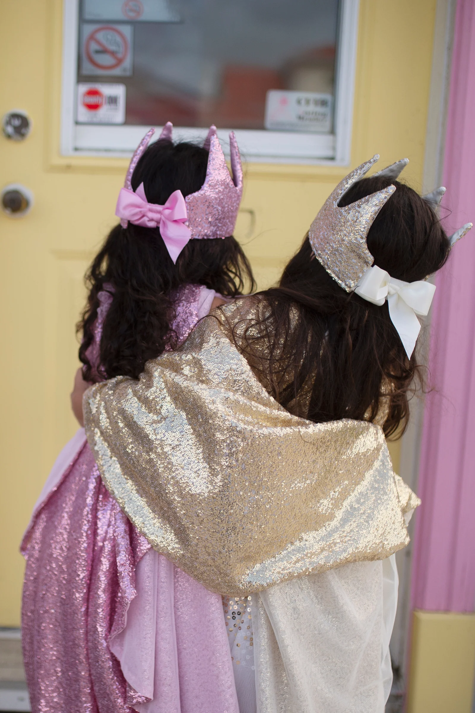 Sequins Crown - Image 7
