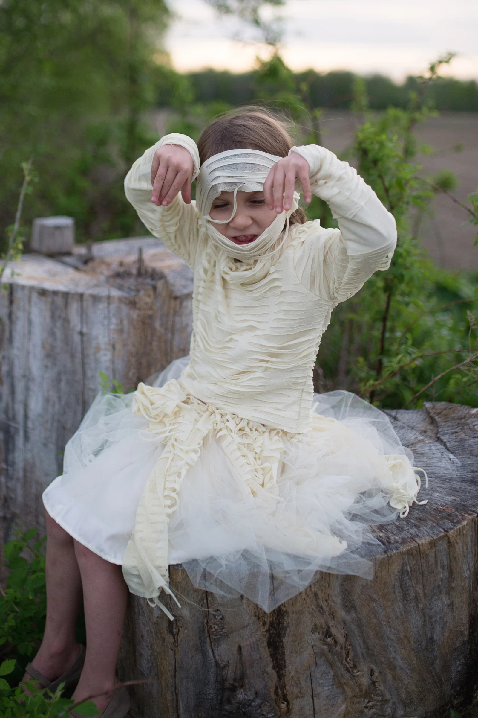 Mummy Costume with Skirt - Image 7