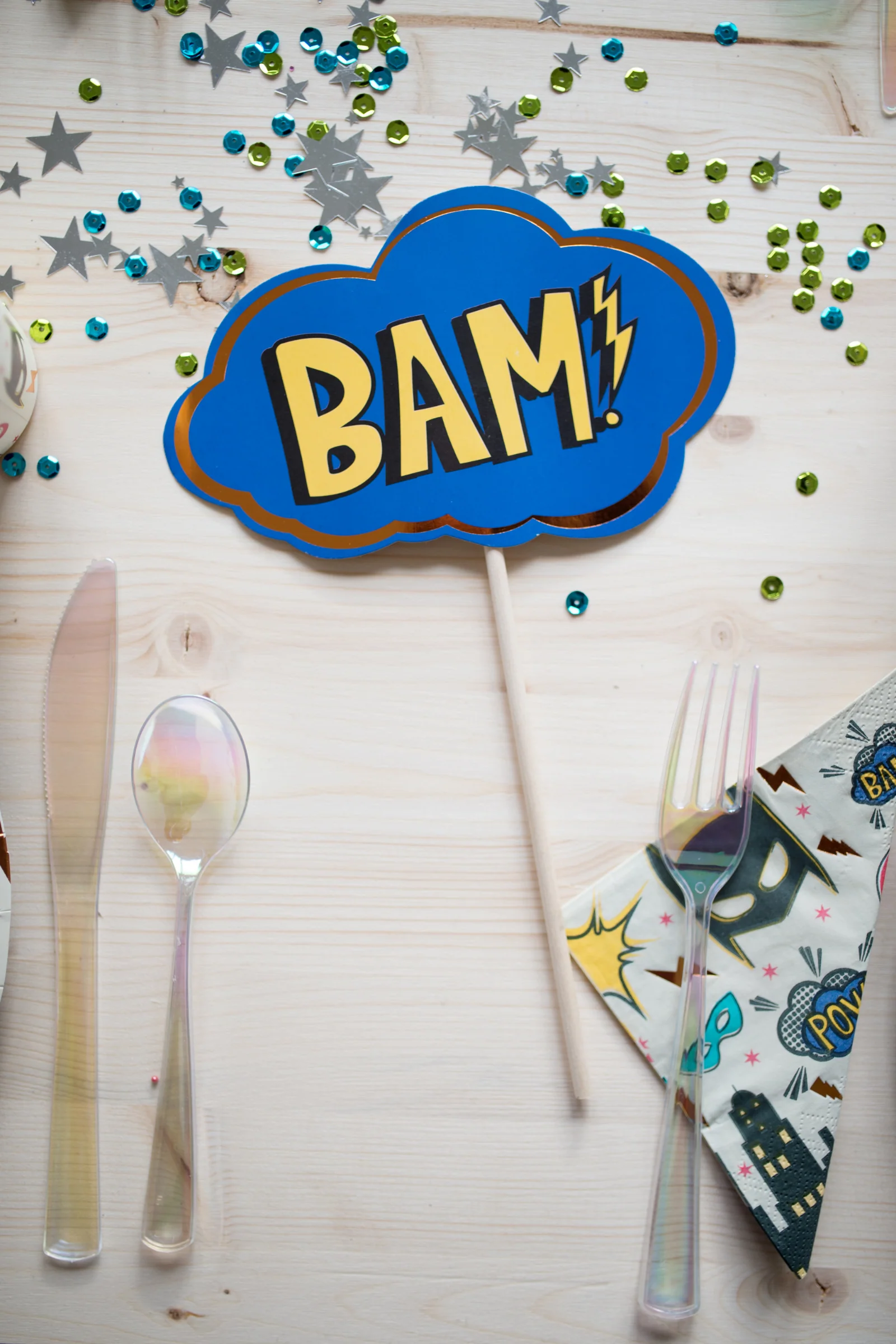 Photo Booth Prop Kit - Party - Superhero - Image 4