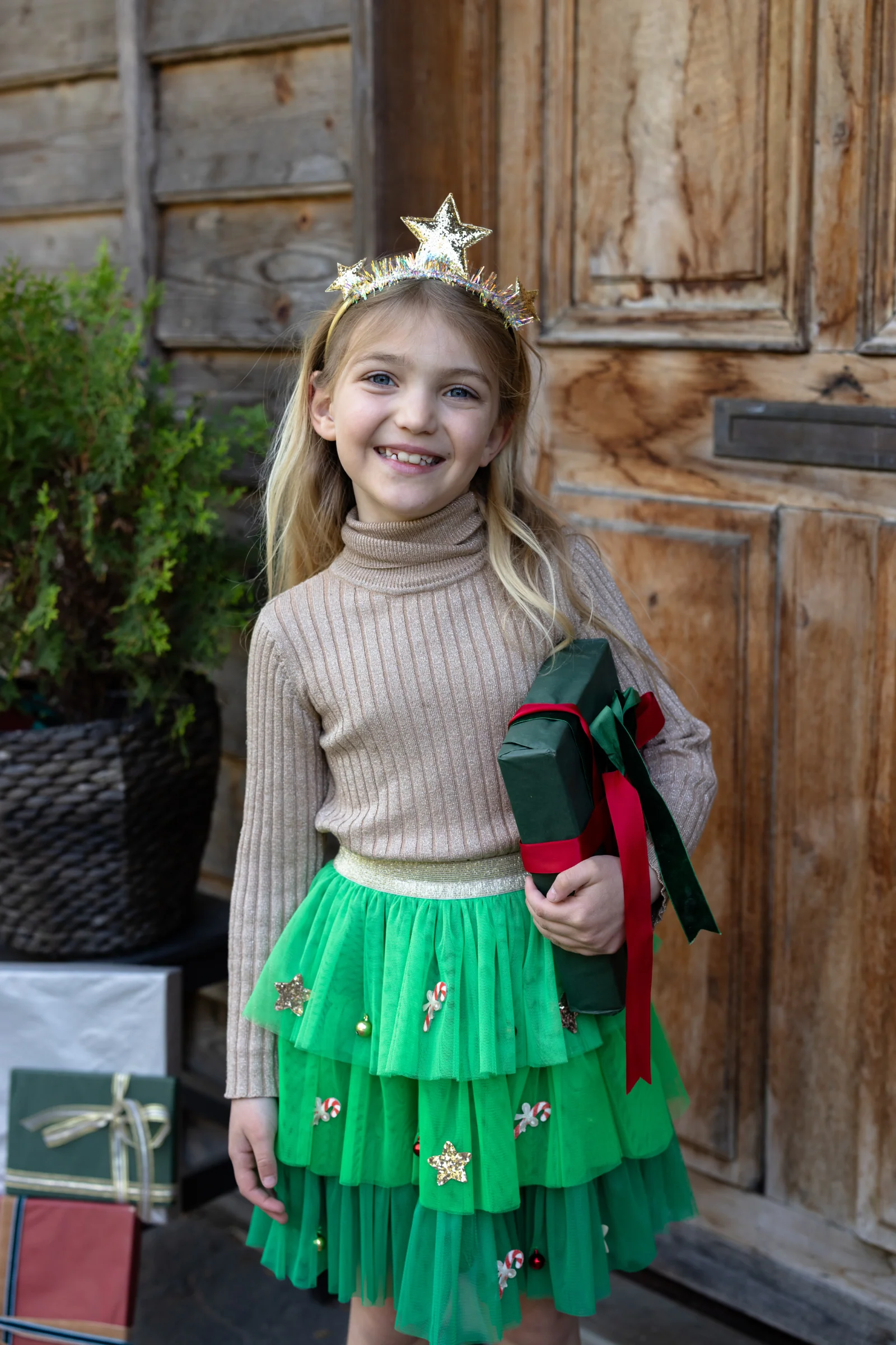Twinkle and Tinsel Star Headband - Image 2