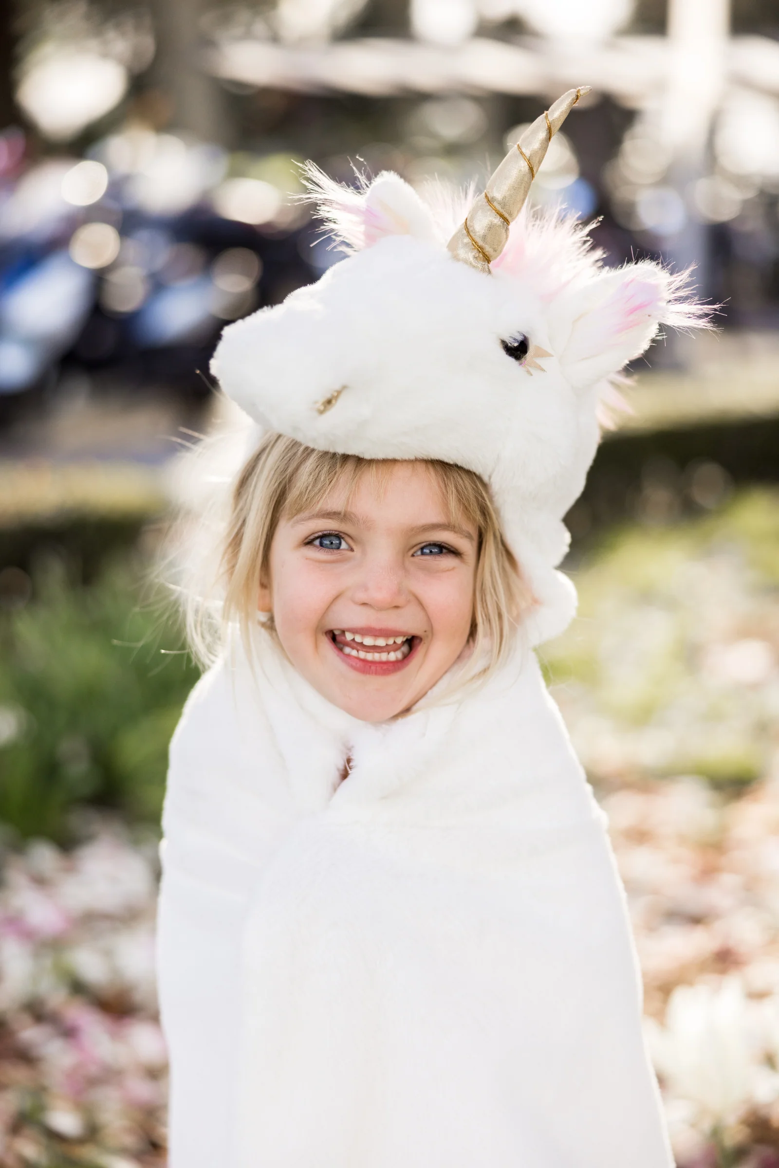 Unicorn Cuddle Cape - Image 3