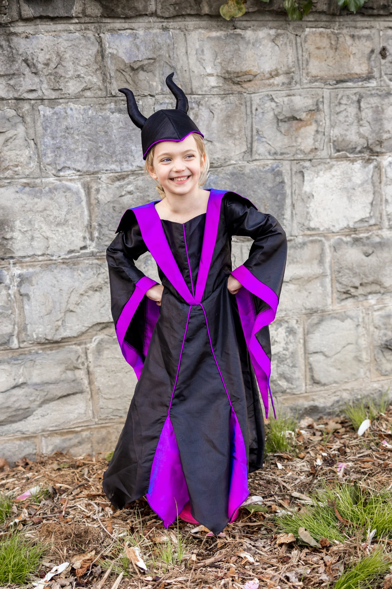 Villain Princess Dress & Headpiece - Image 4