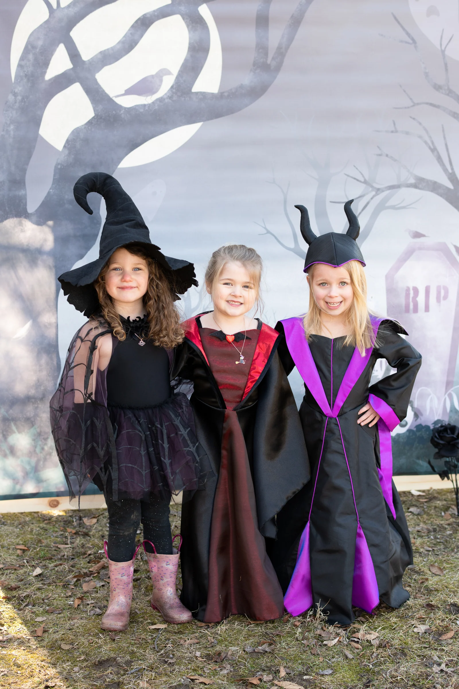 Villain Princess Dress & Headpiece - Image 5